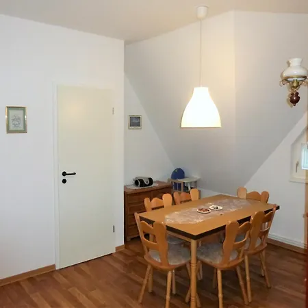Mit Terrasse In Kluetz, Cleaning Included 아파트 Wohlenberg